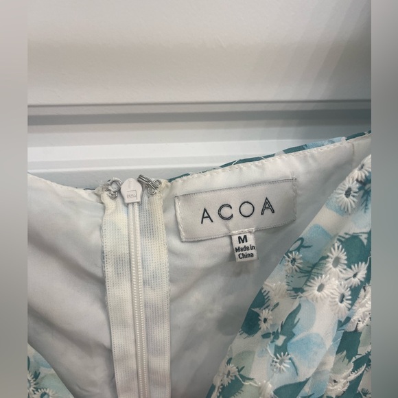 ACOA DRESS - Picture 2 of 3